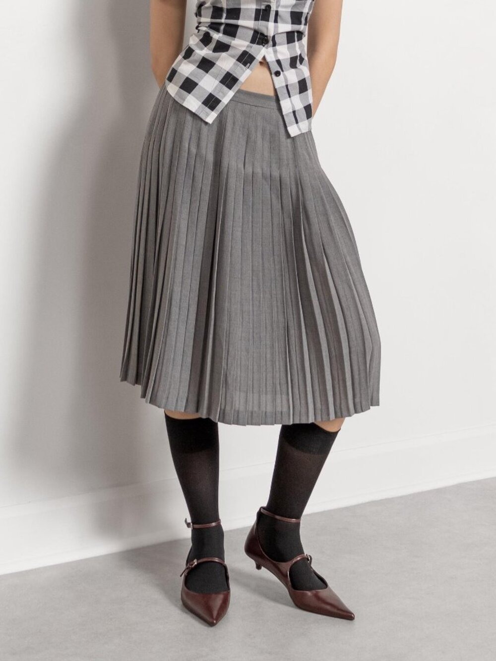 PLEATED SKIRT Grey Vintage Kilt Midi Minimalist, Small Medium